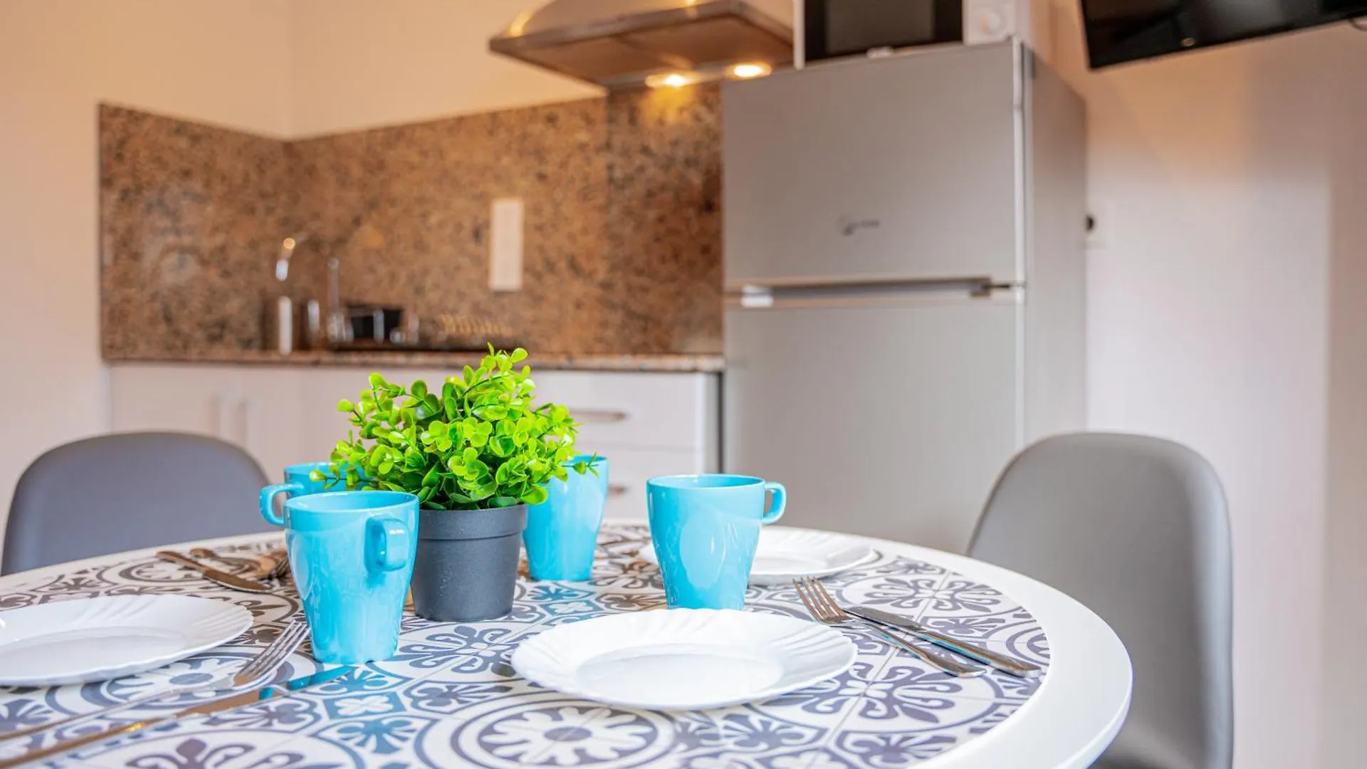 Apartamento 3 en la muralla romana junto a la Catedral Tarragona España
